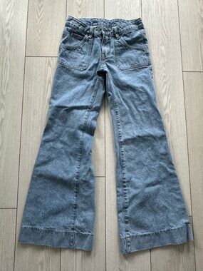 Women's Flare Wide-Leg Jeans in Light Blue Denim